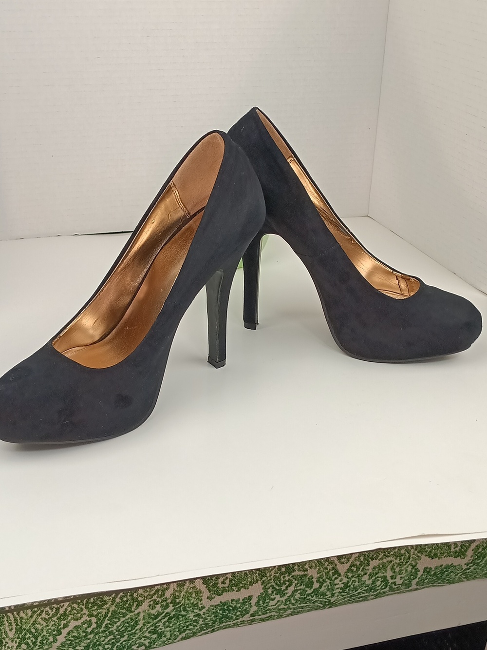 Mossimo Classic Black Suede High Heel Pumps - Women Sz 9 - Picture 3 of 8